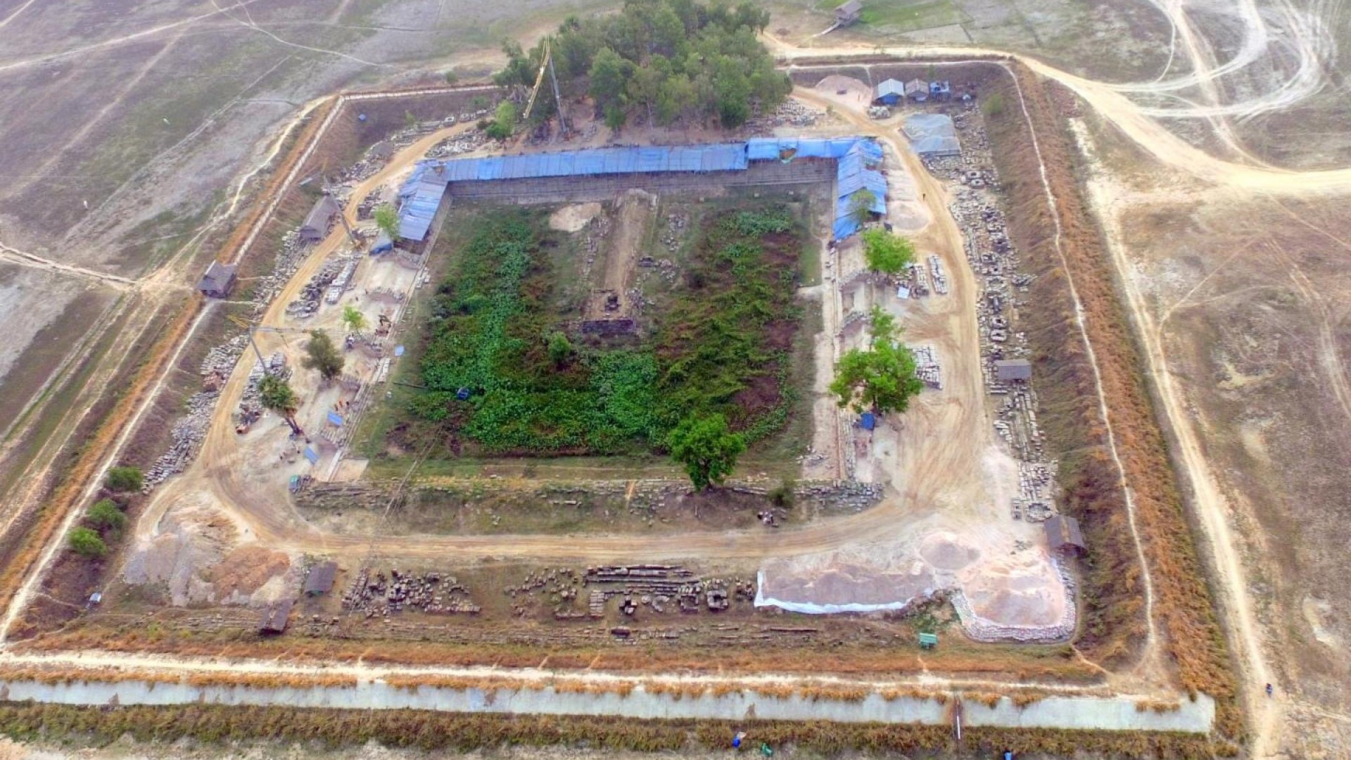 Digue du MEBON-Angkor Vatt